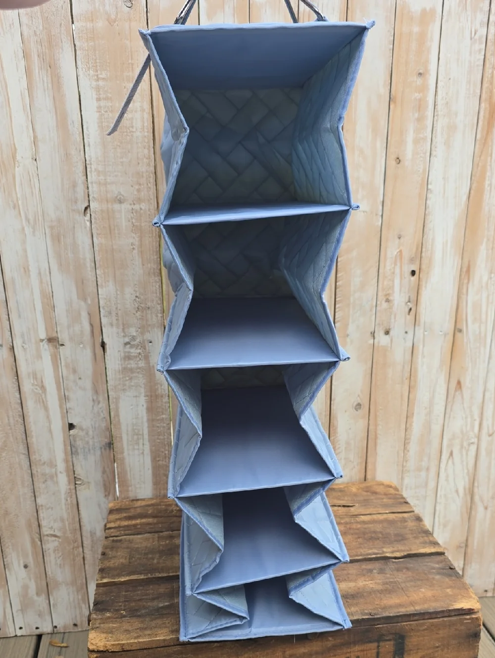 lug stowaway shelf